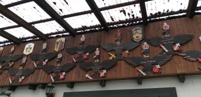 Trophäenwand (Bild vergr&ouml;&szlig;ern)