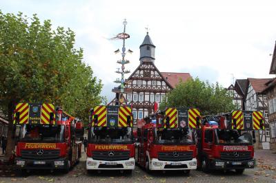 Borken, Fritzlar, Hessisch Lichtenau und Sontra stellen vier neue Feuerwehr-Drehleitern in Dienst. (Bild vergrößern)