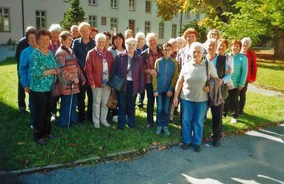 Foto zur Meldung: Der Frauen- und Mütterverein in der Basilika von Niederalteich