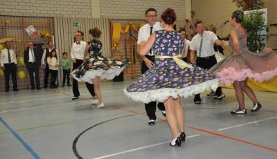 Die Boogie-Woogie-Tanzgruppe aus der sächsischen Partnergemeinde Zwönitz riss die Puschendorfer bei der Jubiläumsfeier des SV von den Sitzen.