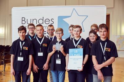 Porsche-Junior-Team erreicht den ersten Platz beim Bundes-Schülerfirmen-Contest 2019