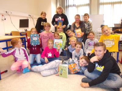Deutschlandweiter Vorlesetag  und Bücherflohmarkt in der Grundschule