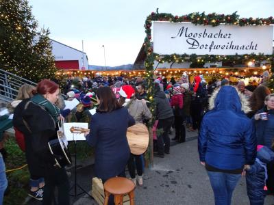 Foto zur Meldung: Der Moosbacher Weihnachtsmarkt war wieder Spitze – Weit mehr Besucher als im letzten Jahr