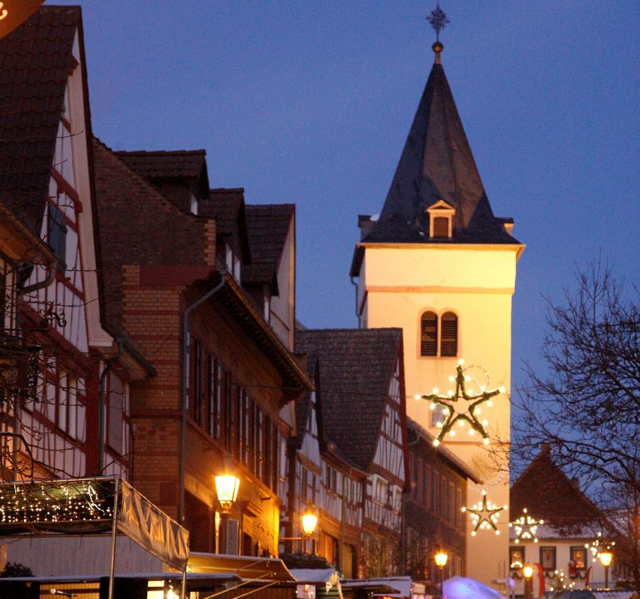 Maintal Weihnachtsmarkt In Maintal Hochstadt