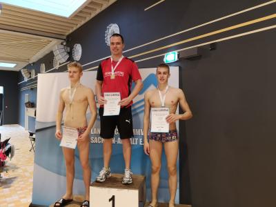 Michael Ritter holt Gold und Silber bei den 11. Offenen Kurzbahnmeisterschaften von Sachsen-Anhalt im Schwimmen 2019 (Bild vergrößern)