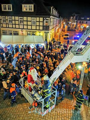 Die Rettung des Nikolauses ist geglückt, das Weihnachtsfest kann kom-men. Foto: Katja Zeiger/Stadt Pritzwalk