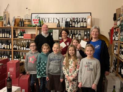 Foto zur Meldung: Weinforum Groß Lafferde spendet für Kinderangebote
