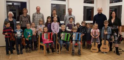 Foto zur Meldung: Instrumentenkarussell der Musikschule „Johann Matthias Sperger“ startet wieder und macht neugierig auf Musik