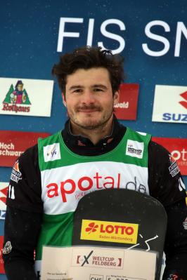 Paul Berg beim FIS-Weltcup Snowboard Cross SBX Einzel Feldberg; Bild: Hahne