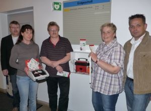 Bild der Meldung: Rettender Defibrillator jetzt auch im Kreishaus