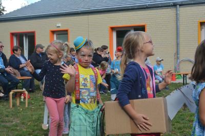 Meldung: Familienfest und offizielle Zertifizierung zum Haus der kleinen Forscher