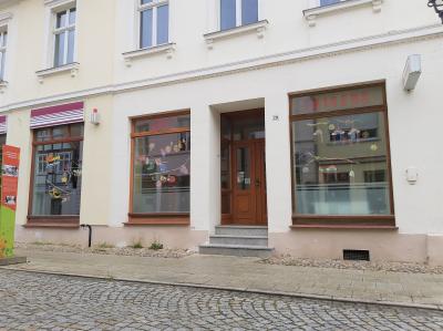 Stadt Perleberg | Schaufenstergestaltung in der Bäckerstraße