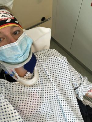 Sofa statt Training: Michelle Uhrig beim Radtraining verletzt. Foto: privat