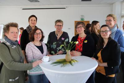 Das Bild zeigt Teilnehmerinnen des letzten Unternehmerinnenstammtisches im März 2020.