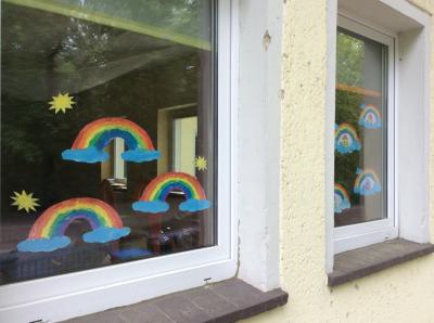 Kita Märchenland: Einen Regenbogen zaubern (Bild vergrößern)