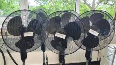 Ventilatoren für etwas Abkühlung