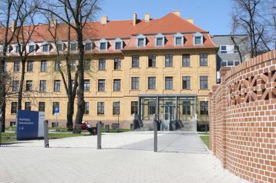 Klinikum Niederlausitz - Standort Senftenberg (Foto: LK OSL) (Bild vergrößern)