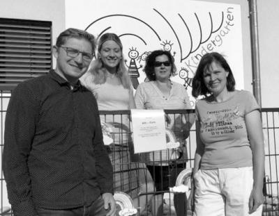 Vorschaubild zur Meldung: Spendenübergabe an den Elternbeirat des Kindergartens Wirbelwind in Westheim