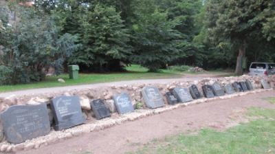 Foto zur Meldung: Eine neue Friedhofsmauer mit Lapidarium für Ludwigsburg