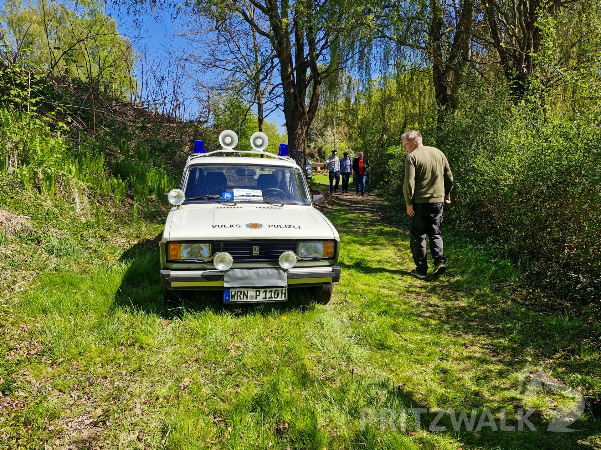Auch ein altes Polizeiauto war auf dem Gelände des Stellwerksmuseums zu sehen. Foto: Stadt Pritzwalk