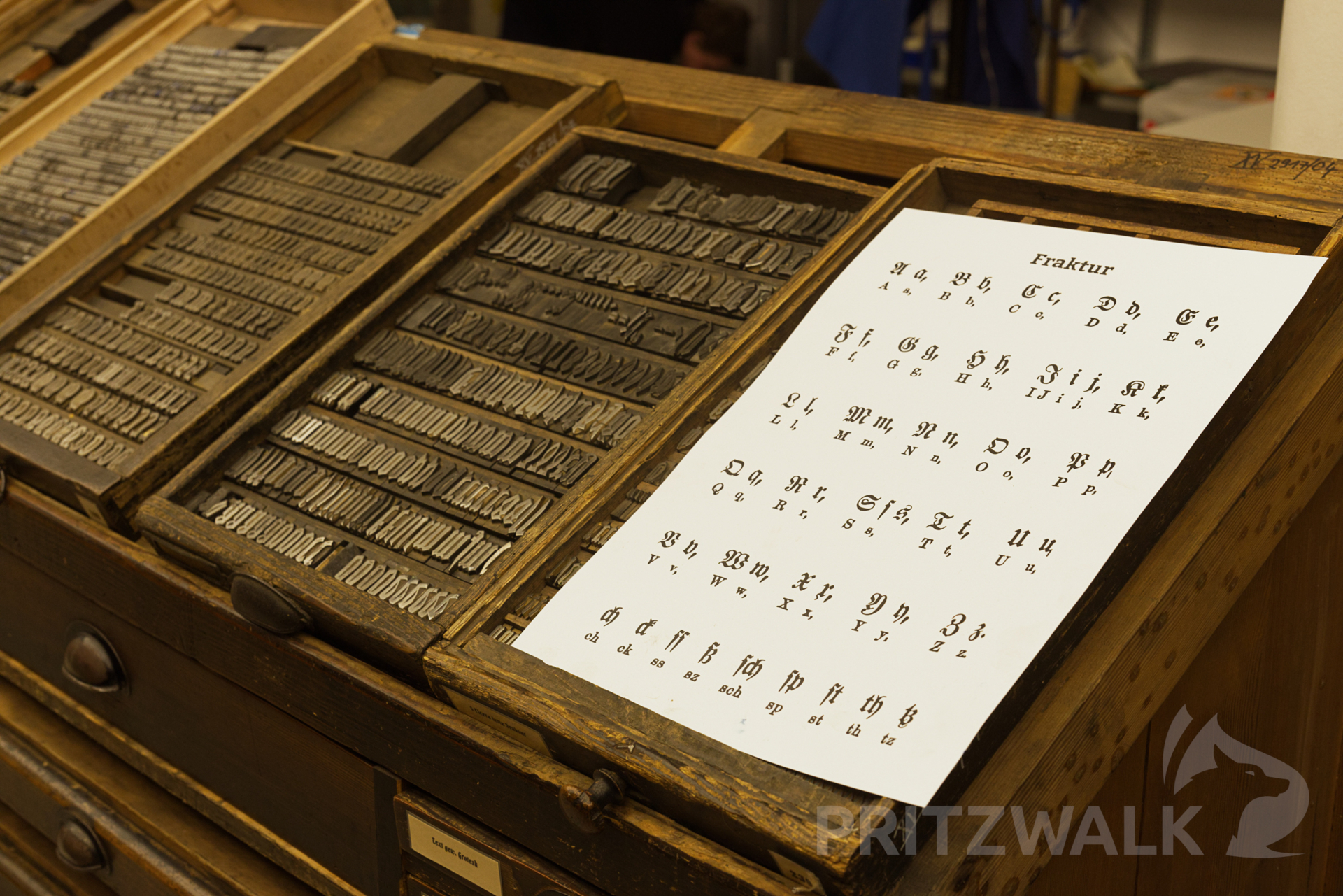 Handsatz mit Bleilettern in der Museumsdruckerei. Foto: Lars Schladitz/Museumsfabrik