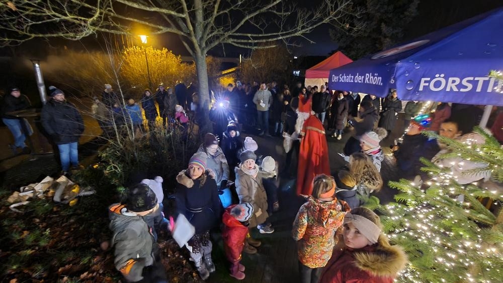 Lebendiger Adventskalender Bimbach - Adventsfenster der Spielvereinigung Bimbach