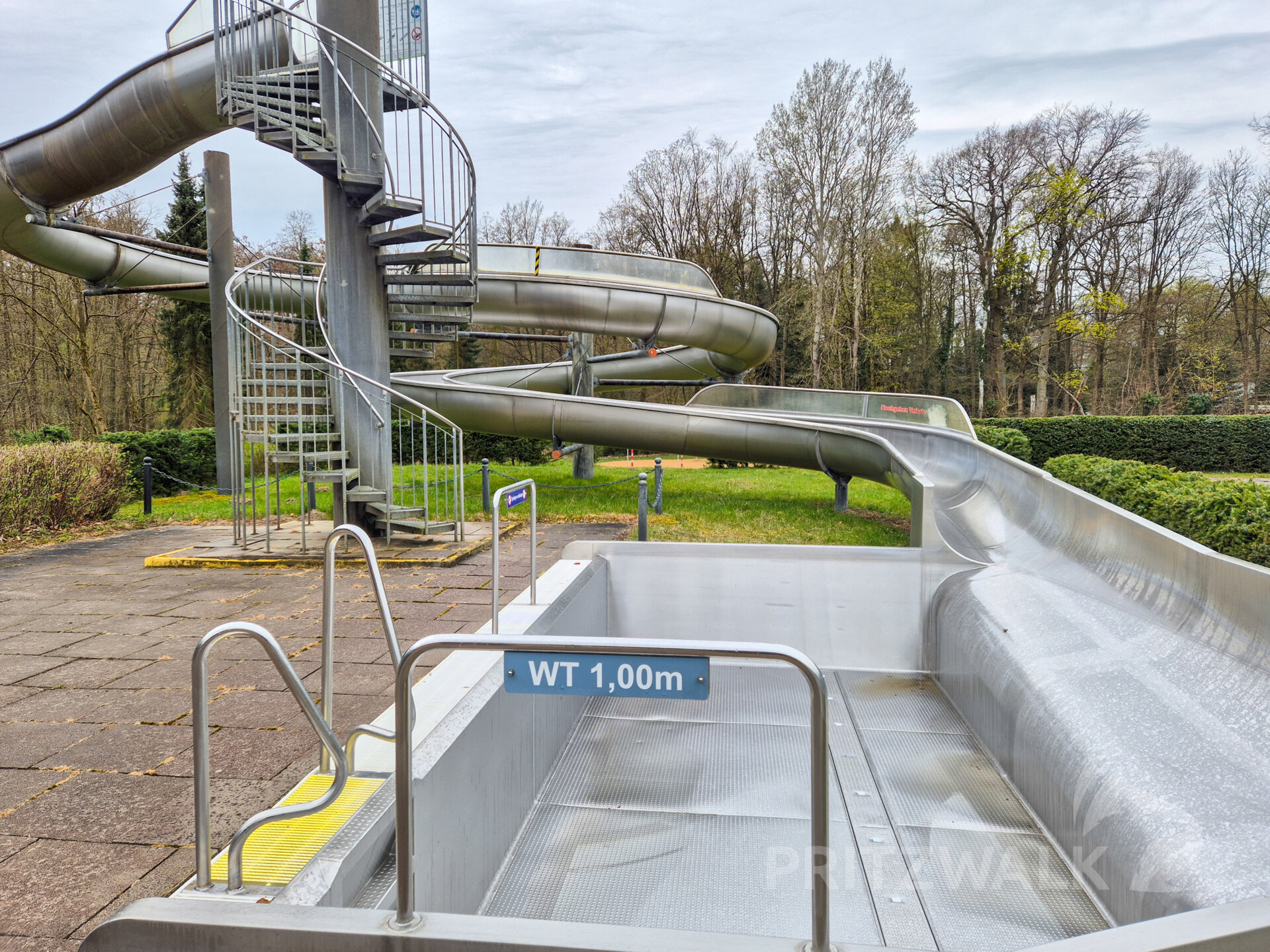 Die Rutsche mit Auslaufbecken ist schon sauber. Foto: Stadt Pritzwalk
