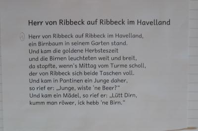 Foto zur Meldung: Klasse 4a: Herr von Ribbeck auf Ribbeck im Havelland