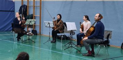 Foto zur Meldung: Streichorchester in der Nordschule