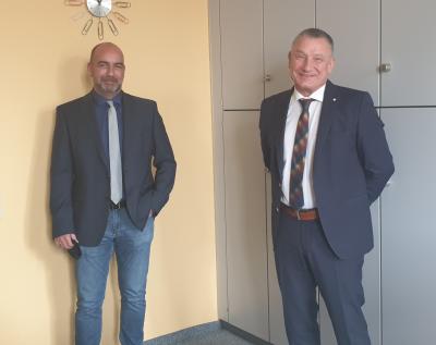 links Herr Jörg Zimmermann und rechts derzeitiger Geschäftsleiter Herr Axel Lange (Bild vergrößern)