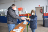 Gemeinde Fahrdorf überreicht FFP 2 Masken