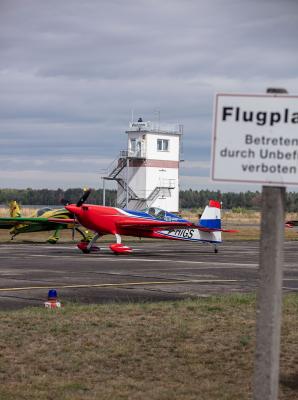 Vorschaubild zur Meldung: Kunstflugtraining am Verkehrslandeplatz Welzow