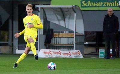 Philipp Lienhart hat seinen Vertrag beim SC Freiburg verlängert - Foto: Joachim Hahne / johapress