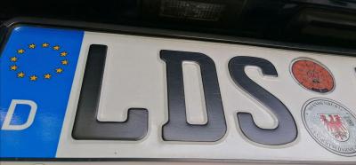 LDS - das Autokennzeichen für den Landkreis Dahme-Spreewald, auch Land Der Sonne genannt... (Bild vergrößern)