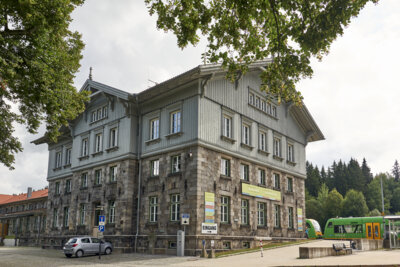 Der Grenzbahnhof Bayerisch Eisenstein beherbergt mit den NaturparkWelten eine große Ausstellungsfläche