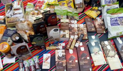Marktstand zugunsten der Überflutungsopfer
