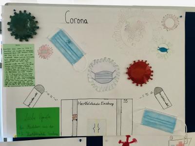 Kunstwerke zu bewundern: eine kleine Ausstellung in der Hartfeldschule zum Thema Corona und die Zeit im Homeschooling