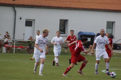 Foto zur Meldung: VfB gewinnt klar in Werben mit 5:0