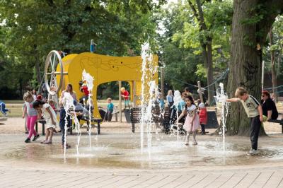 Am 9. September möchte die Stadt die Fertigstellung des Clara-Zetkin-Parks mit einem Familienfest feiern I Foto: Jens Wegner (Bild vergrößern)