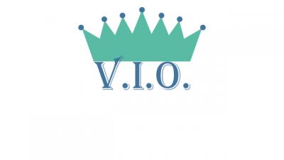 Krone mit den Buchstaben V.I.O. (Bild vergrößern)