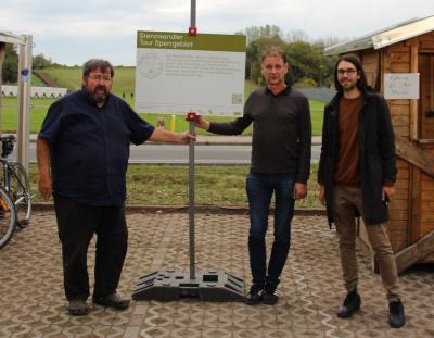 Foto zur Meldung: Die Grenzwandler-App geht am Grenzdenkmal Hötensleben in Betrieb