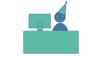 Figur am Schreibtisch mit Party Hut (Bild vergrößern)