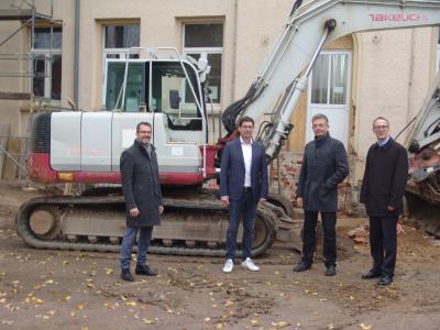 Oberbürgermeister besuchte AWG-Baustelle Zeitzer Straße