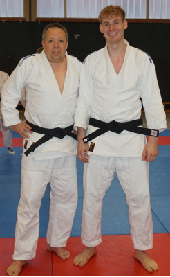 SC Hemmingen - 1. Dan Stefan Romberg (rechts) mit Partner Dr. Gunnar Rustien