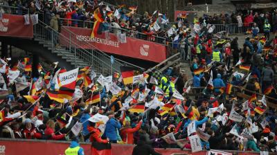 Schön wär´s gewesen - die Jubiläumsauflage der 70. Vierschanzentournee muss ohne Skisprung-Fans stattfinden - Foto: Joachim Hahne - johapress
