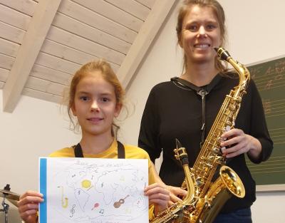 Foto zur Meldung: Mit dem Saxophon ins Aufnahmestudio - CD-Produktion „Mit Musik um die Welt, Musik verbindet“