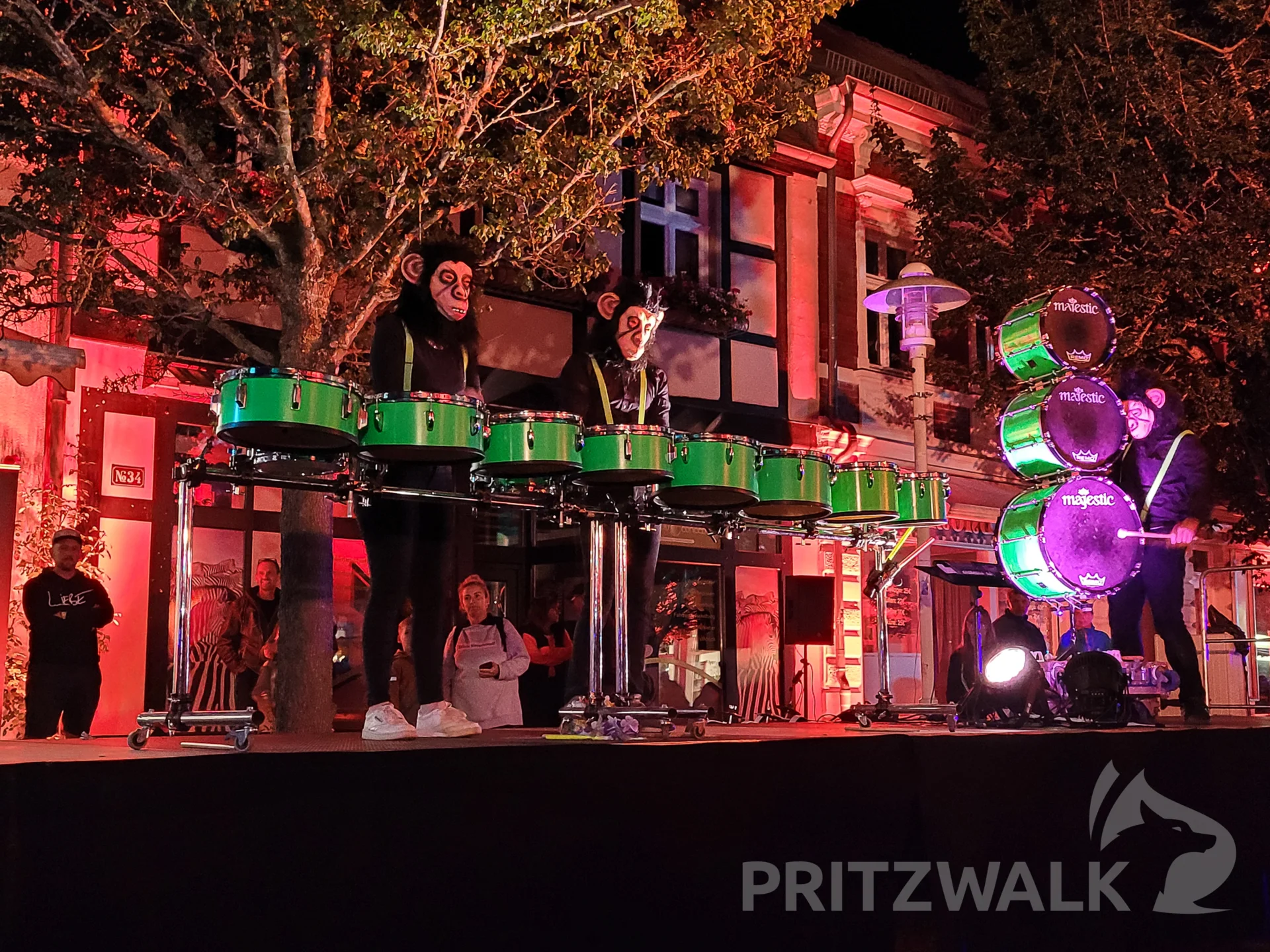 Die Groovies sorgen für Spaß und gute Laune mit ihren Trommeln. Foto: Stadt Pritzwalk