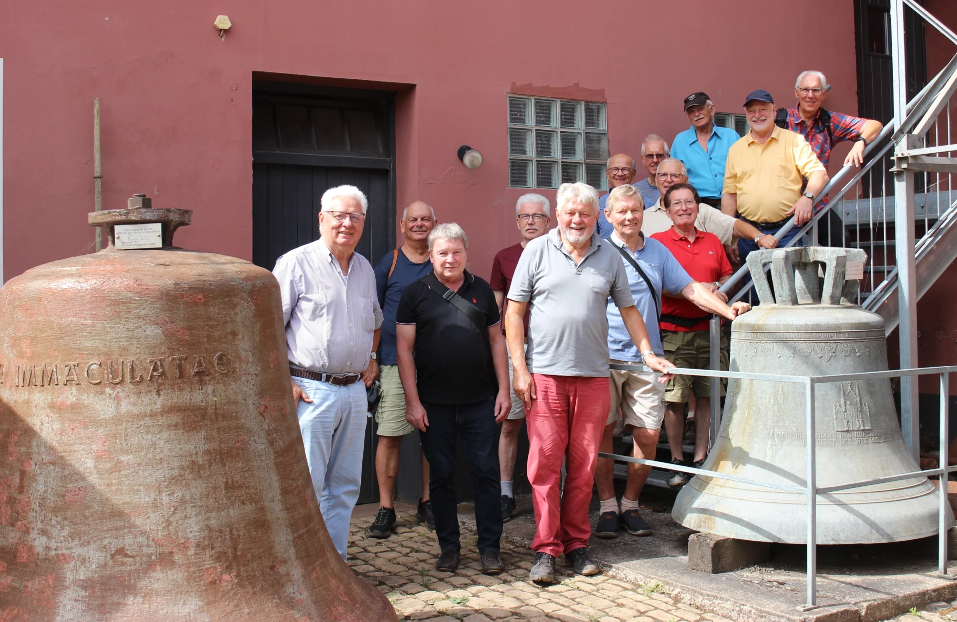 Die Teilnehmer der TSV-Männer-Gymnastik-Gruppe bei der Besichtigung „Museum Glockengießerei“ in Saarburg