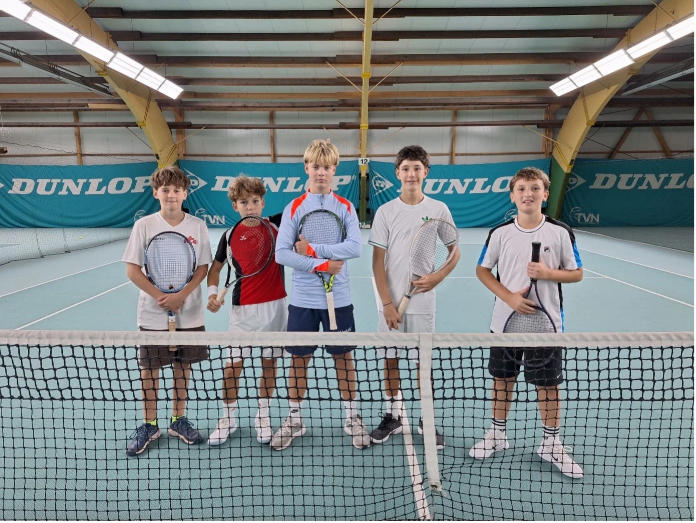 THG Jungen WK III: Till Holzapfel, Matteo Guglielmi, Ares Steffen, Tobias Gehrken und Deen Fazlic