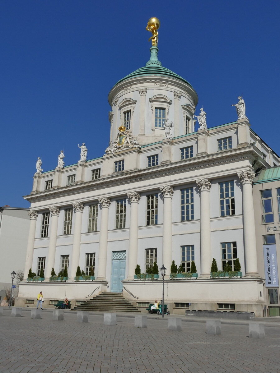 13-2 Rathaus